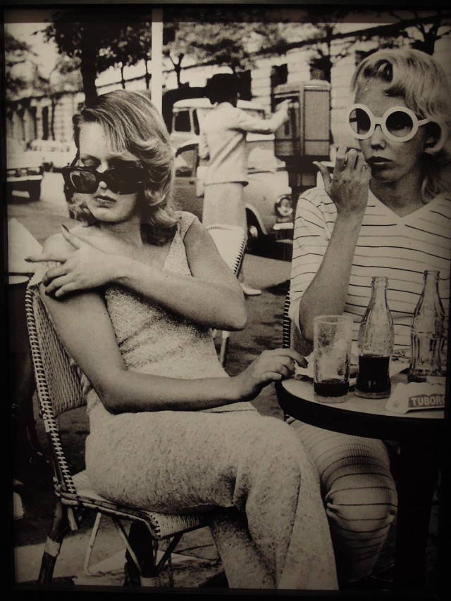 Photographie-de-mode-pour-le-magazine-depêche-mode---Alice-Spring-1971