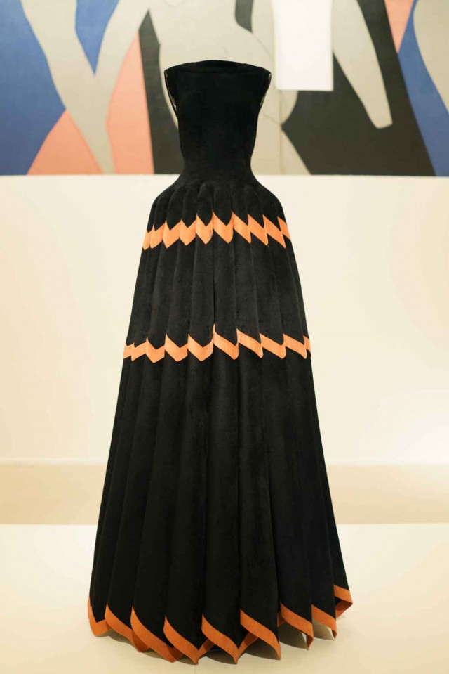 Alaïa-robe-musée-d'art-moderne